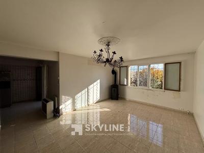 Maison - 105 m² - 6 pièces