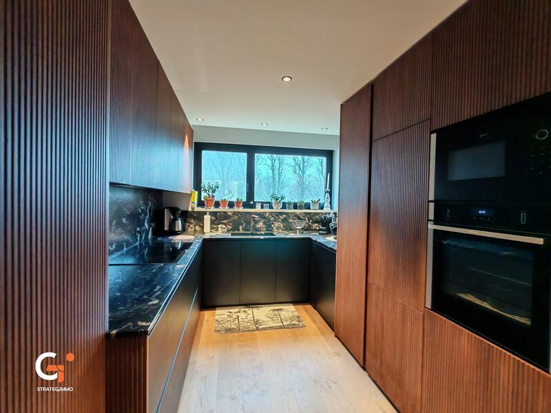 Appartement - 90 m² - 3 pièces