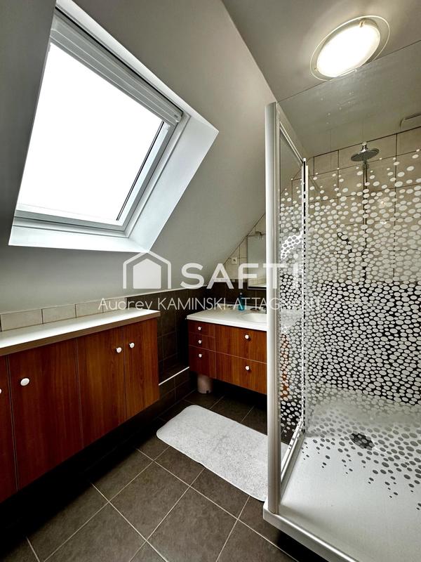 Maison - 149 m² - 7 pièces