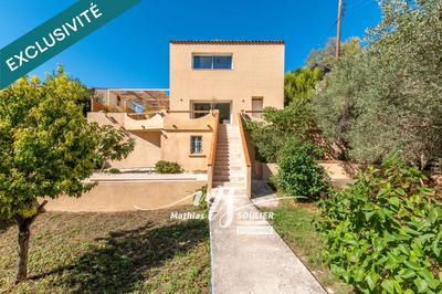 Maison - 135 m² - 4 pièces