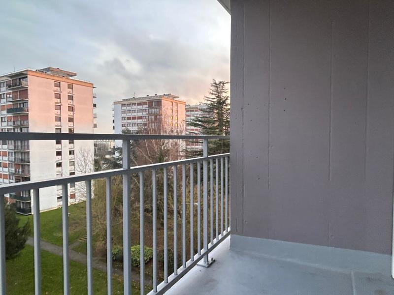 Appartement - 86 m² - 4 pièces