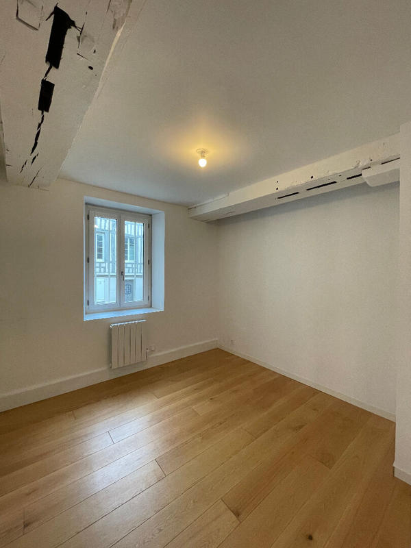 Local d'activité / Entrepôt - 175 m²