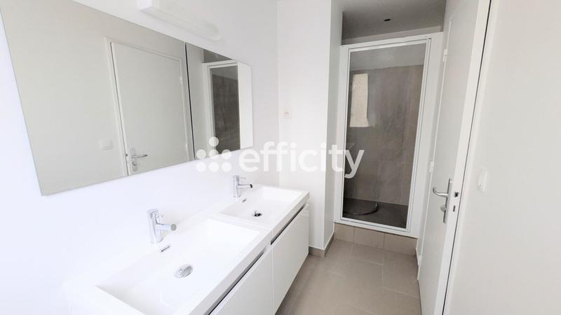 Appartement - 72 m² - 4 pièces