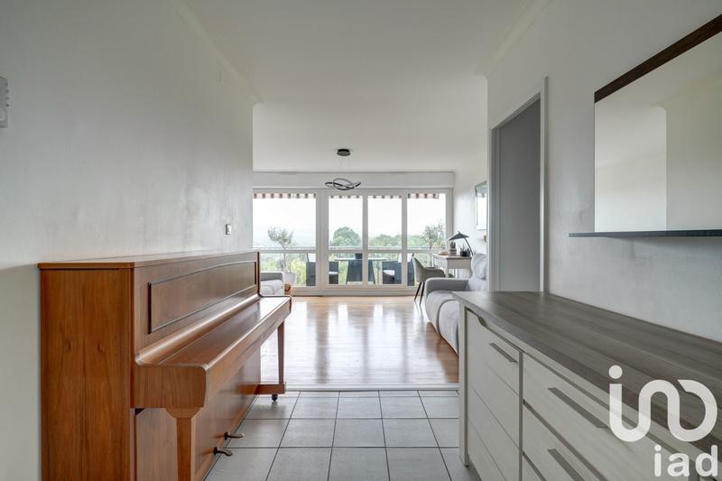 Appartement - 81 m² - 4 pièces