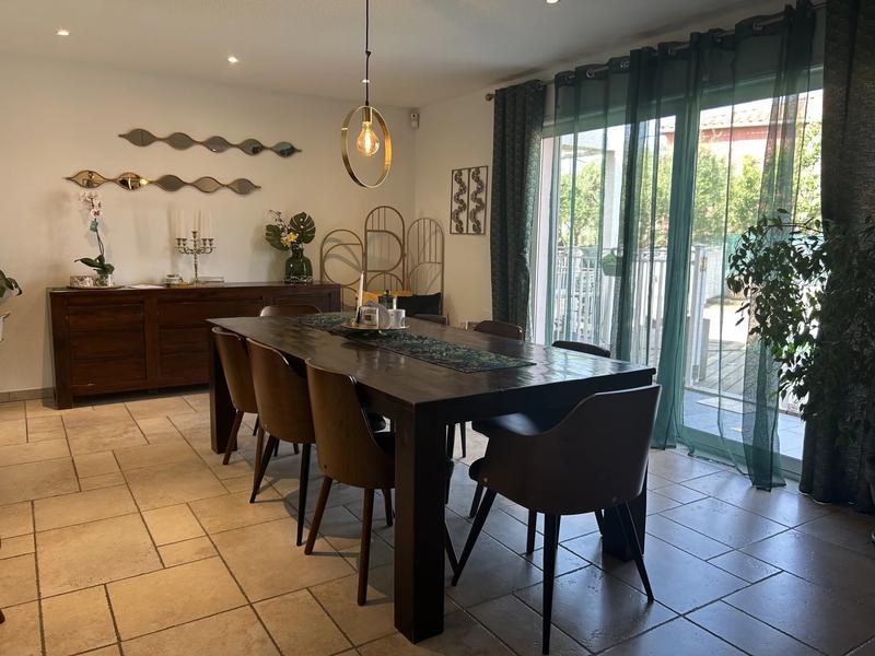 Villa - 195 m² - 6 pièces