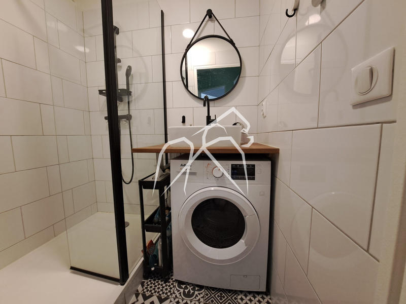 Appartement - 100 m² - 4 pièces