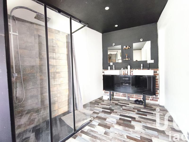 Maison - 182 m² - 8 pièces