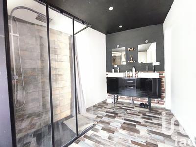 Maison - 182 m² - 8 pièces