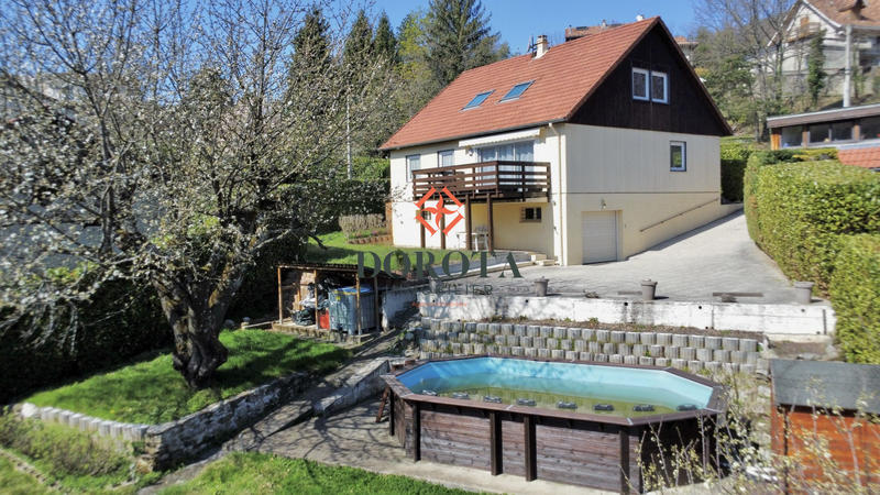 Maison - 151 m² - 6 pièces