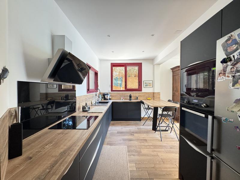 Maison - 166 m² - 5 pièces