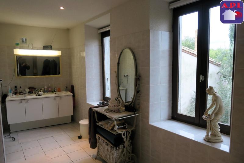 Maison de ville - 180 m² - 5 pièces