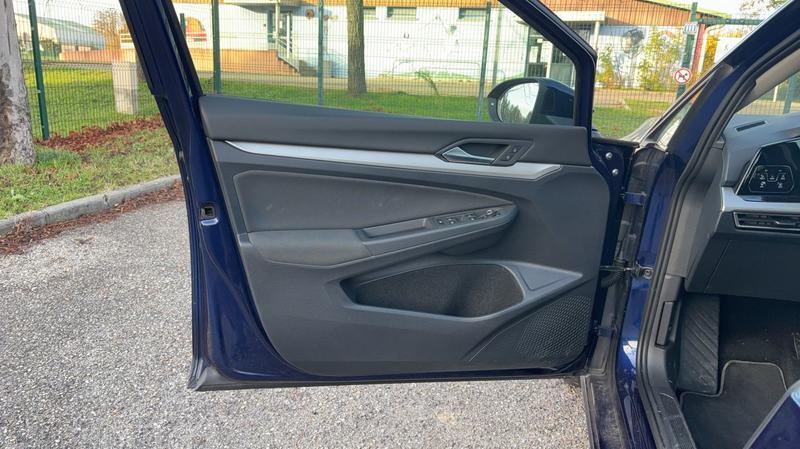 Volkswagen Golf Sw VIII 1.5 eTSI Opf 130 Dsg7 Life