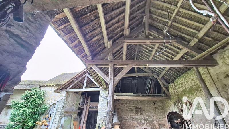 Maison - 185 m² - 8 pièces