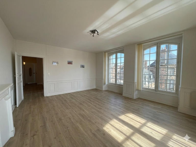 Appartement - 98 m² - 4 pièces