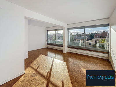 Appartement - 84 m² - 3 pièces