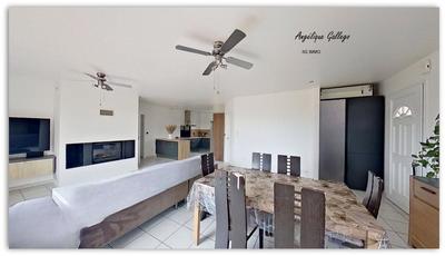 Maison - 99 m² - 5 pièces