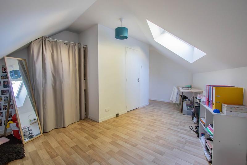 Maison - 110 m² - 6 pièces