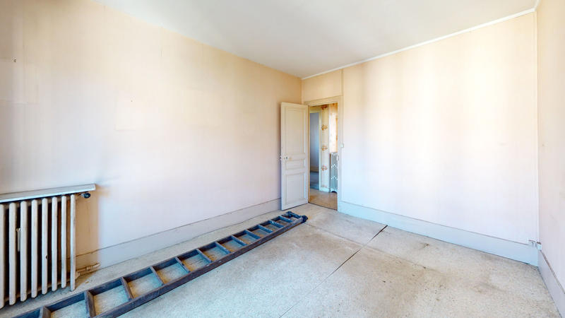 Maison - 85 m² - 5 pièces