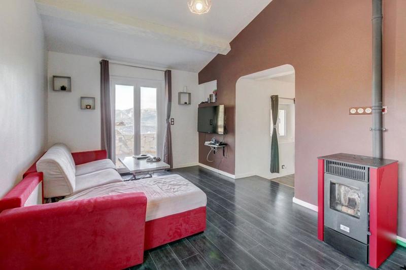 Maison de village - 103 m² - 6 pièces