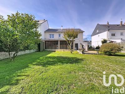 Maison - 102 m² - 4 pièces