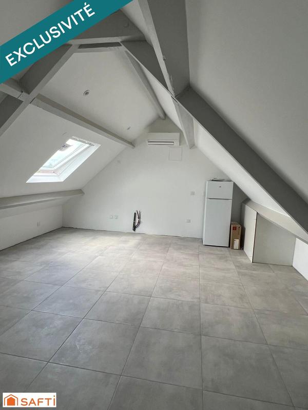 Maison - 210 m² - 10 pièces