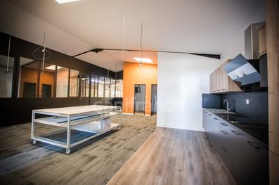 Bureau - 152 m² - 8 pièces