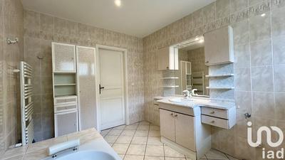 Maison - 195 m² - 5 pièces