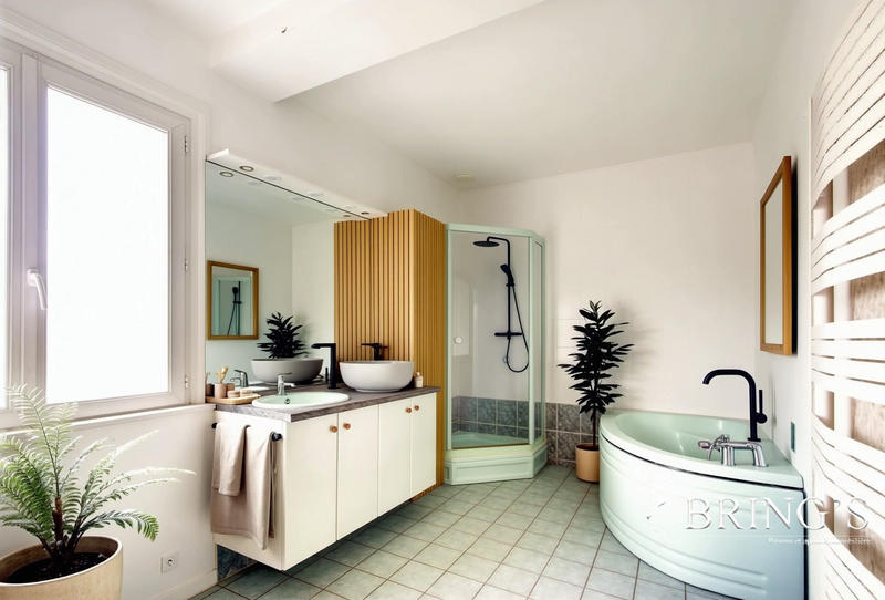 Maison - 140 m² - 5 pièces