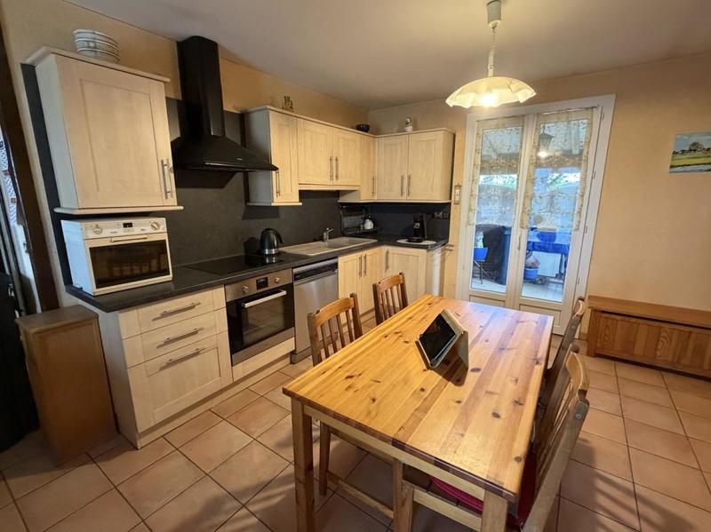 Maison - 87 m² - 5 pièces