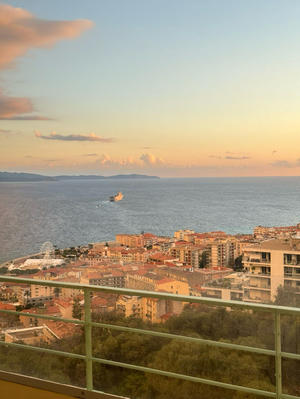 Appartement - 132 m² - 5 pièces