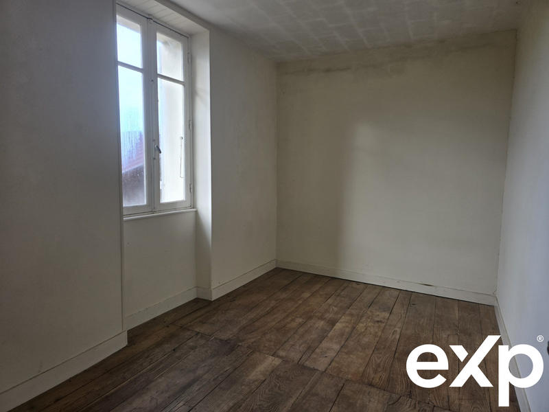 Maison - 287 m² - 12 pièces