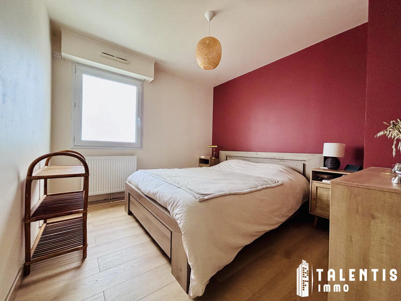 Appartement - 93 m² - 5 pièces