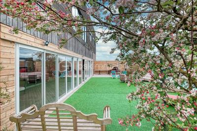 Bureau - 820 m² - 12 pièces