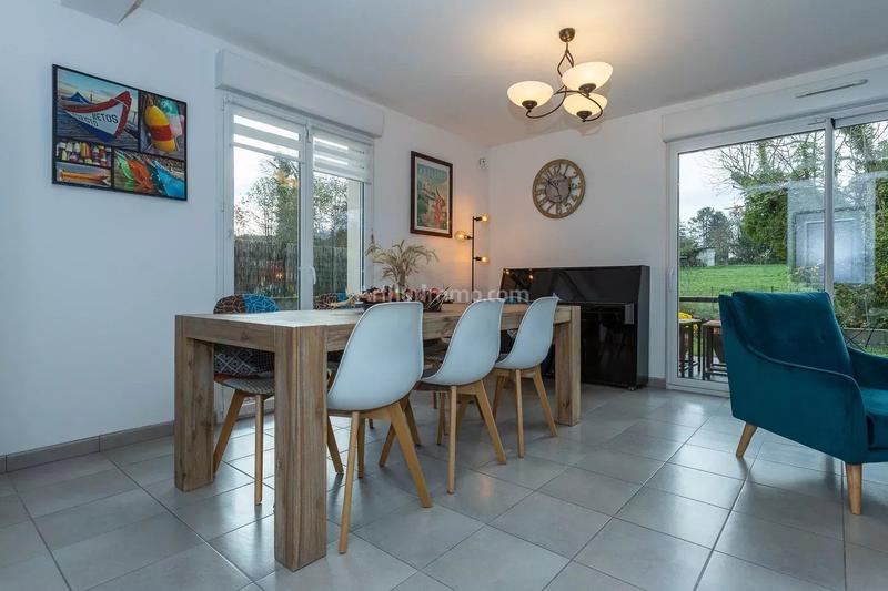 Maison - 93 m² - 5 pièces