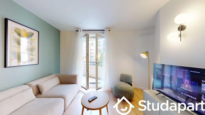 Chambre - 9 m² - 1 pièce