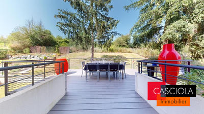 Maison - 170 m² - 6 pièces