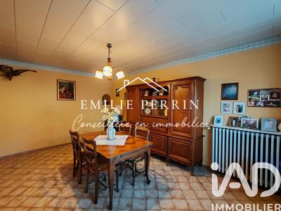 Maison de village - 151 m² - 6 pièces