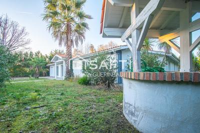 Villa - 186 m² - 6 pièces