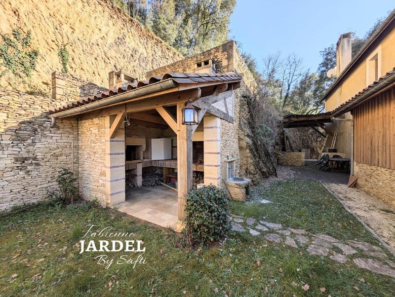 Maison - 127 m² - 6 pièces