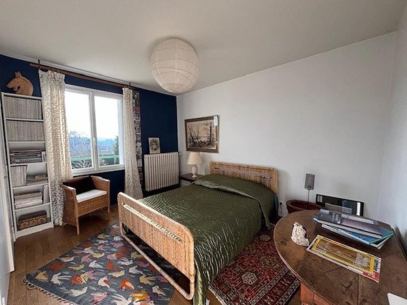 Maison - 185 m² - 9 pièces