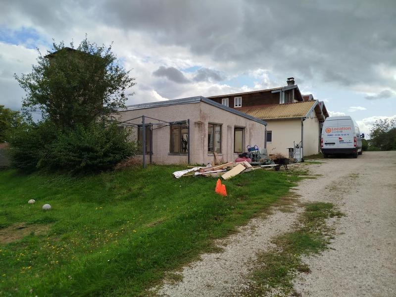 Maison - 242 m² - 6 pièces