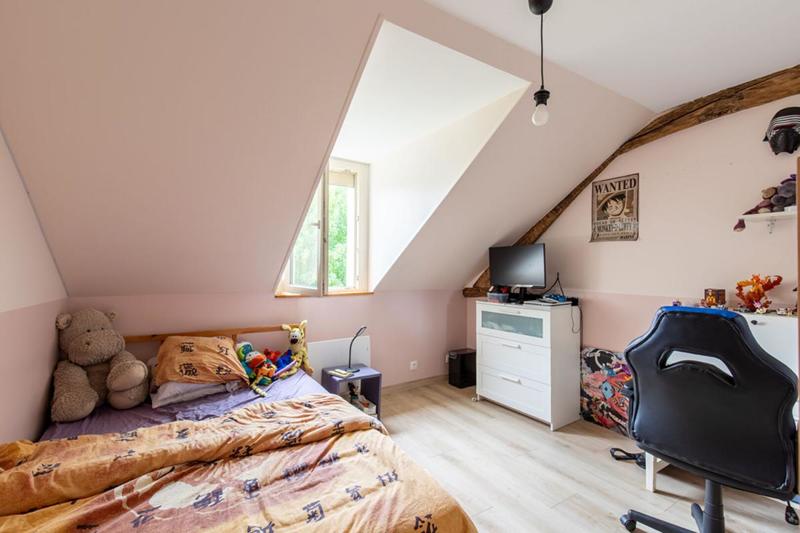 Maison - 97 m² - 5 pièces