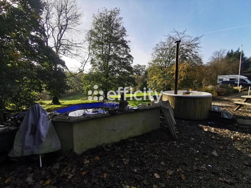 Maison - 170 m² - 7 pièces