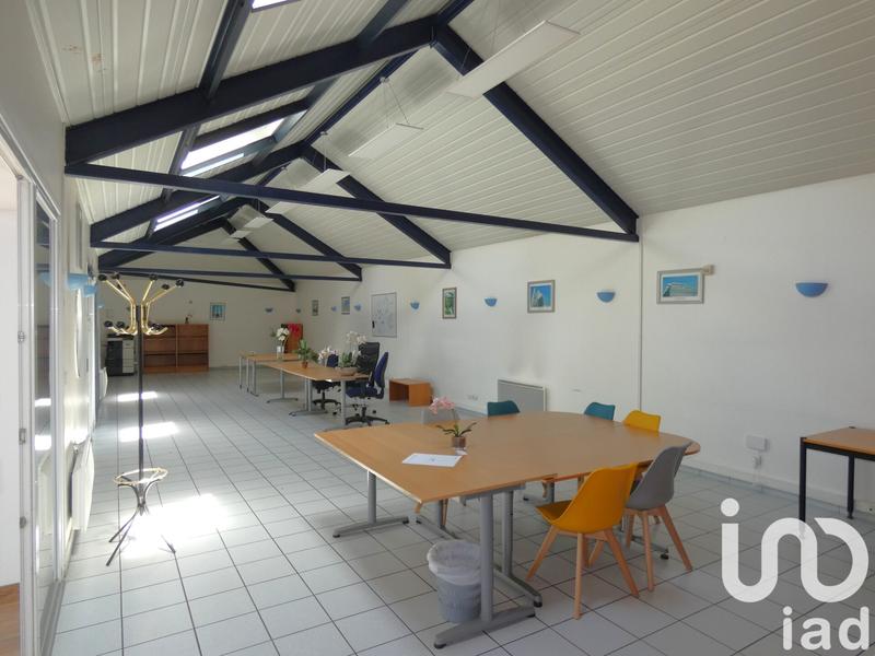 Maison - 383 m² - 7 pièces