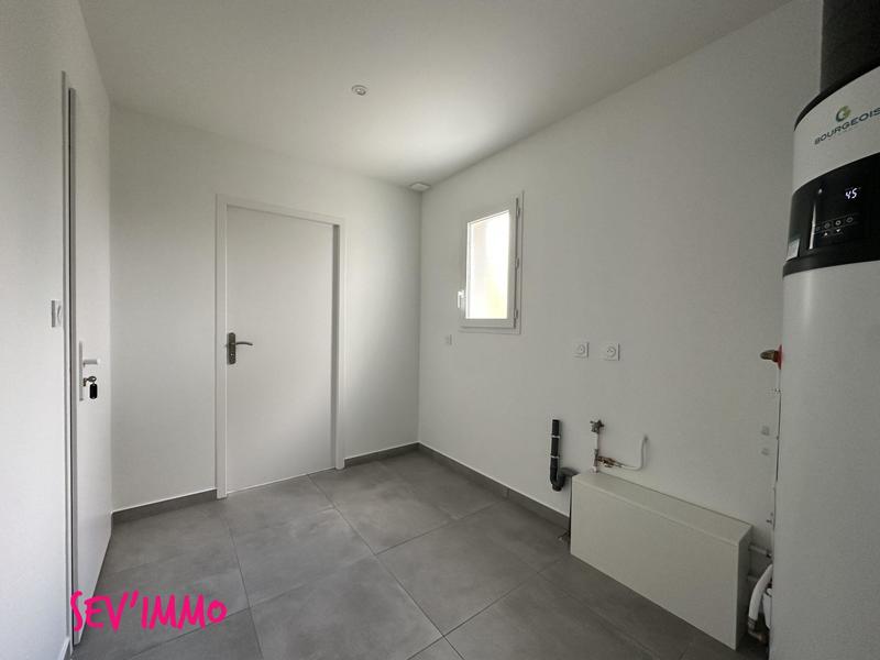 Maison - 98 m² - 4 pièces