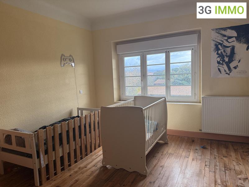 Maison - 180 m² - 7 pièces