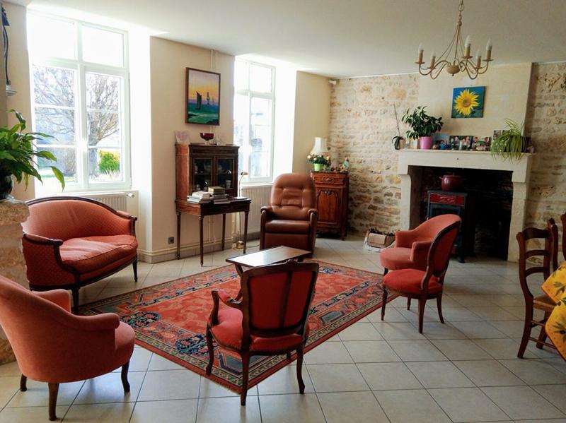 Propriété - 313 m² - 13 pièces