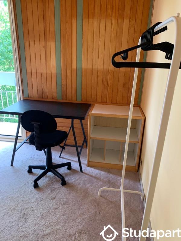 Chambre - 12 m² - 1 pièce