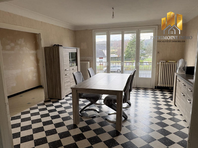 Maison - 90 m² - 5 pièces