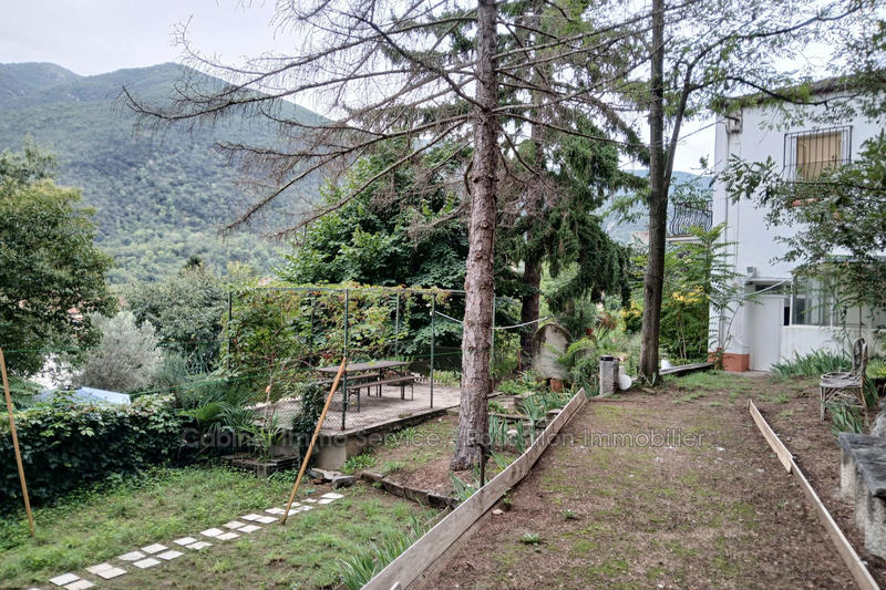 Propriété - 180 m² - 6 pièces